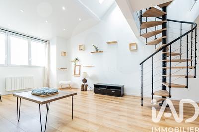 Loft - 88 m² - 5 pièces