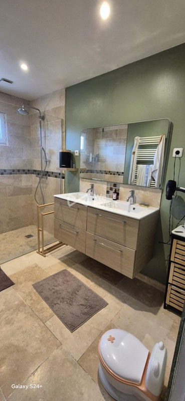 Maison - 150 m² - 5 pièces