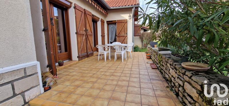 Maison - 185 m² - 8 pièces