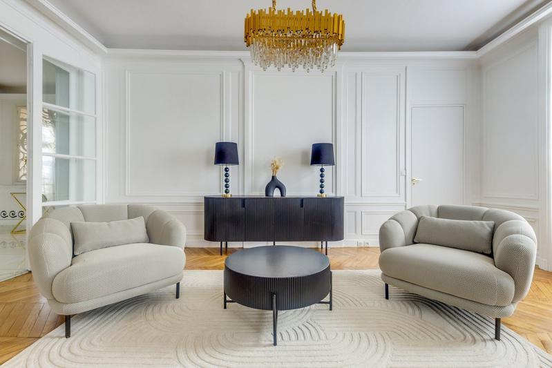 Appartement - 279 m² - 8 pièces