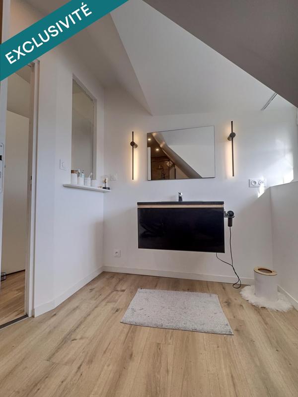 Maison - 198 m² - 7 pièces