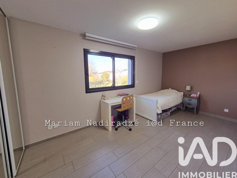 Maison - 167 m² - 5 pièces