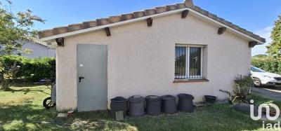 Maison - 270 m² - 10 pièces