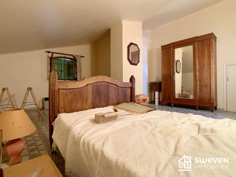 Maison ancienne - 197 m² - 7 pièces