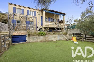 Maison - 150 m² - 7 pièces