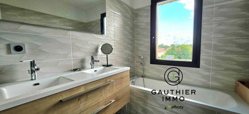 Maison - 124 m² - 4 pièces