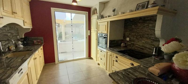 Villa - 173 m² - 8 pièces