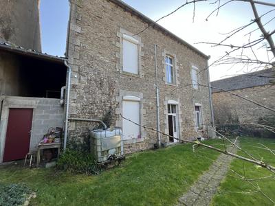 Maison ancienne - 195 m² - 8 pièces