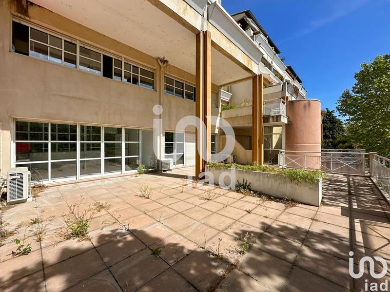 Local commercial - 296 m² - 5 pièces