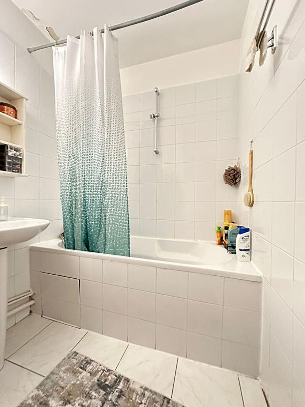 Appartement - 99 m² - 5 pièces