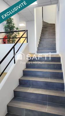 Bureau - 216 m² - 7 pièces