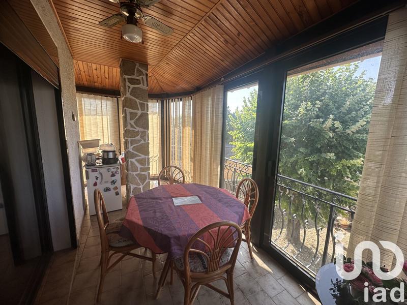 Maison - 213 m² - 7 pièces