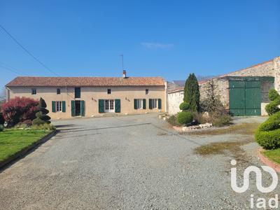 Maison - 143 m² - 6 pièces