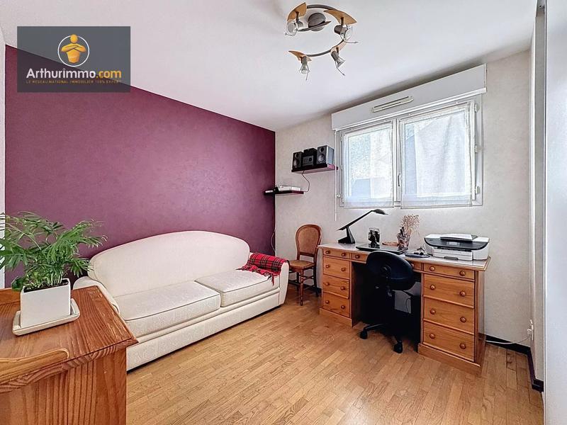 Appartement - 90 m² - 4 pièces