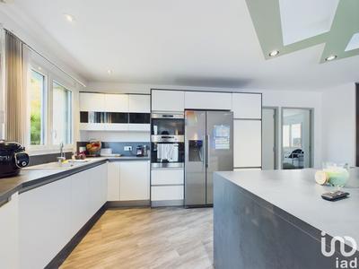 Maison - 144 m² - 5 pièces