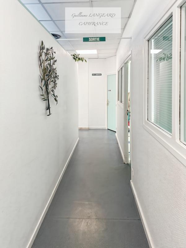 Local commercial - 190 m² - 4 pièces