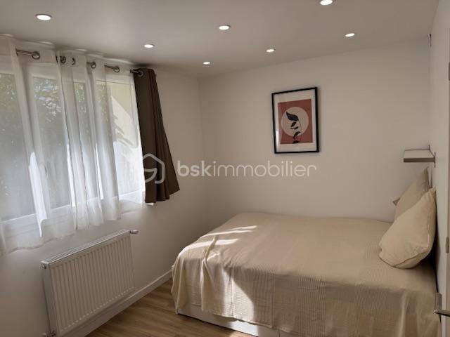 Immeuble - 210 m² - 15 pièces