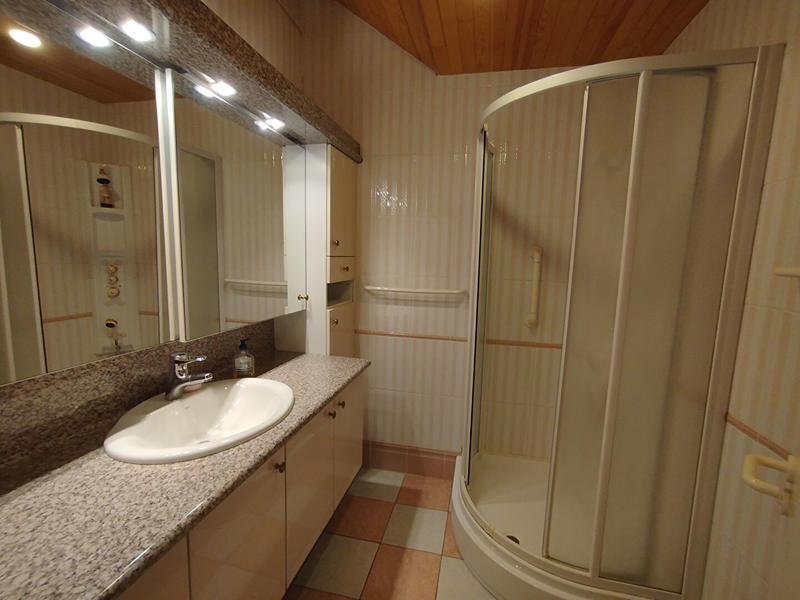 Maison - 195 m² - 9 pièces