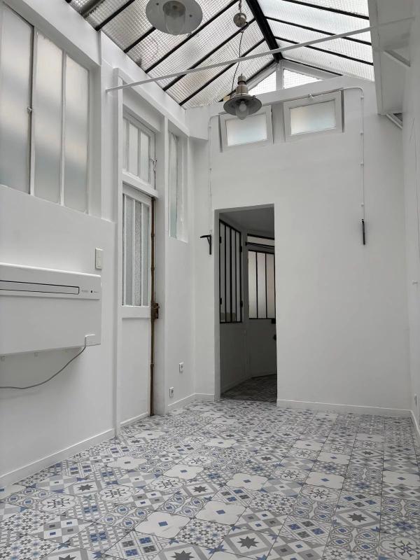 Bureau - 23 m² - 2 pièces