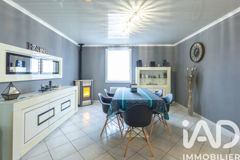 Maison - 92 m² - 5 pièces