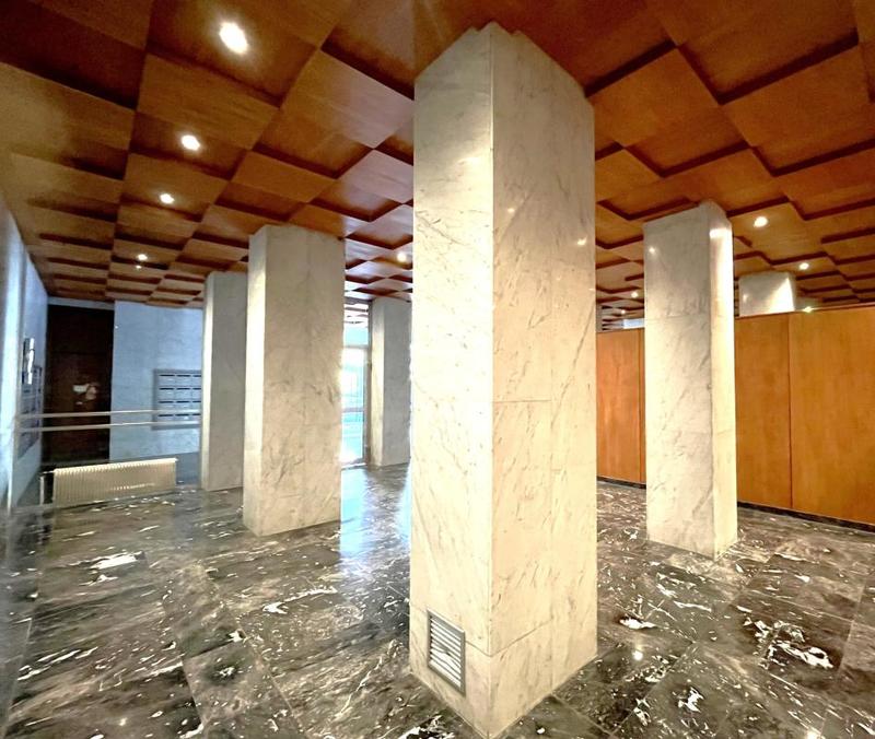 Appartement - 127 m² - 6 pièces