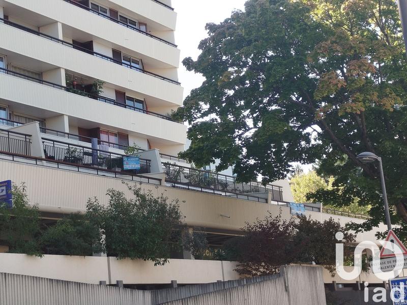 Appartement - 98 m² - 5 pièces