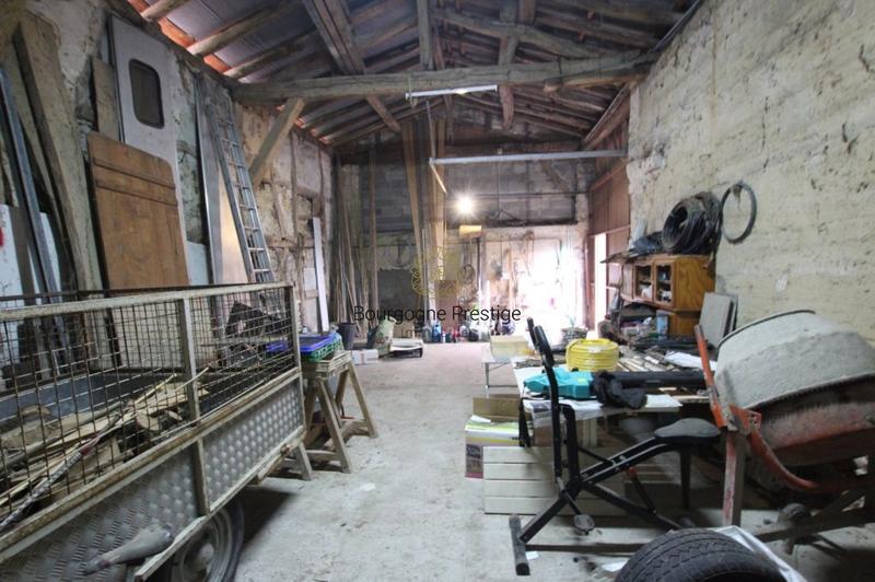 Propriété - 155 m² - 5 pièces