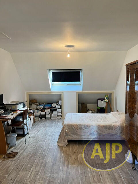 Maison - 143 m² - 6 pièces