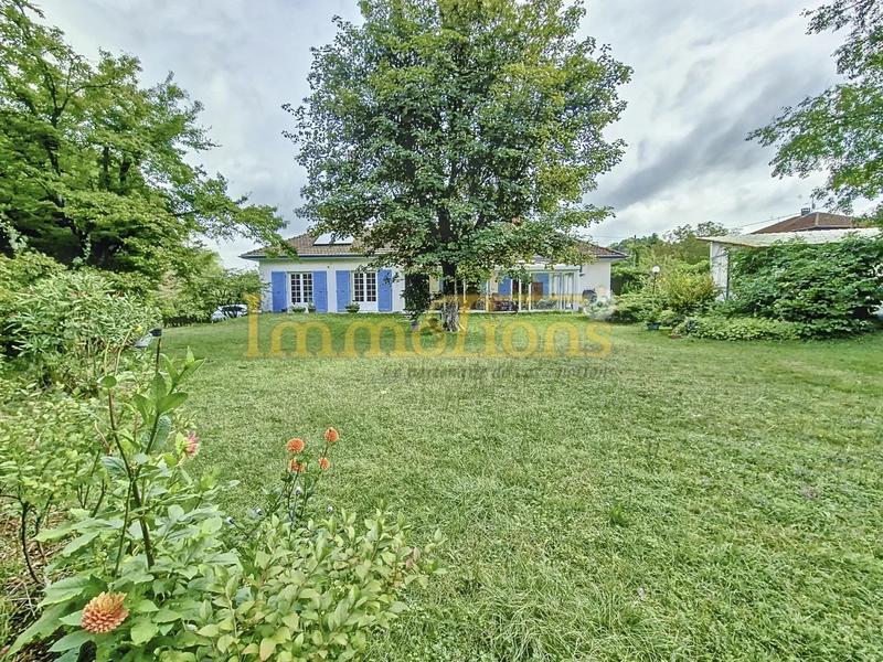 Maison - 127 m² - 6 pièces