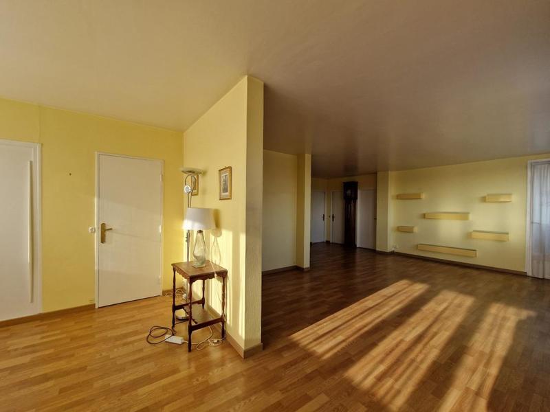 Appartement ancien - 97 m² - 5 pièces