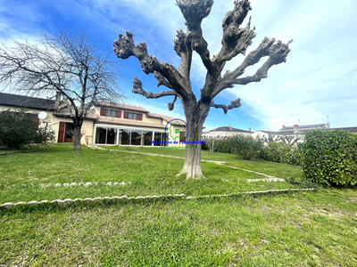 Maison - 161 m² - 6 pièces