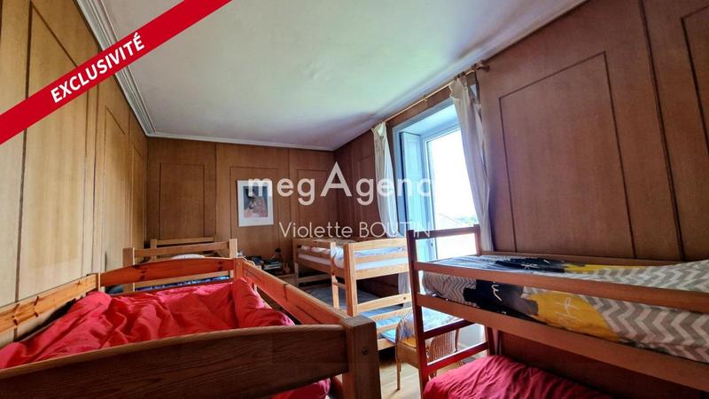 Maison - 350 m² - 12 pièces