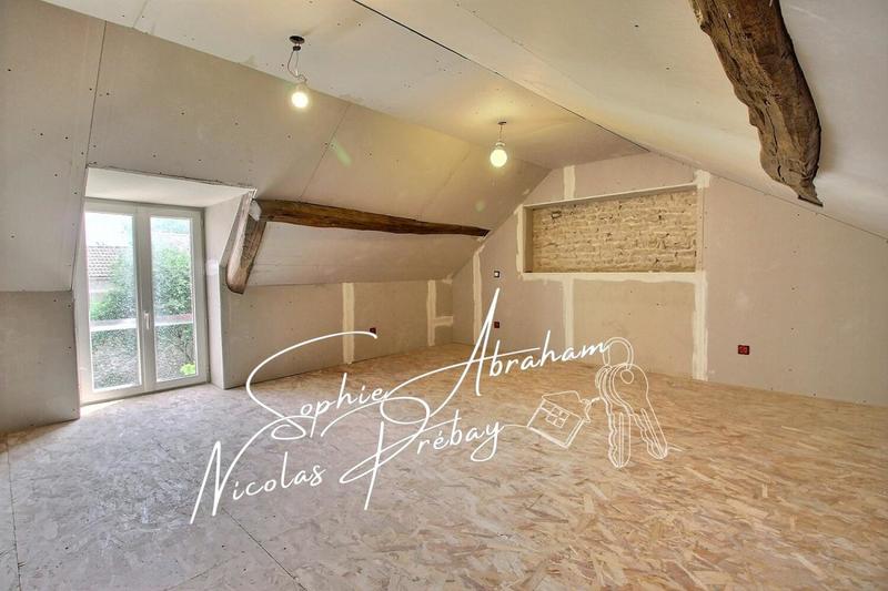 Maison - 107 m² - 4 pièces