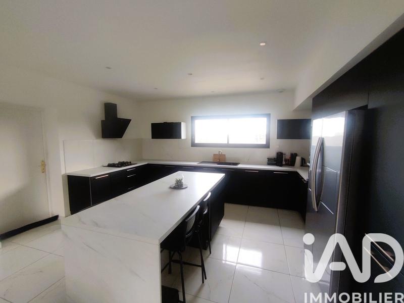 Maison - 145 m² - 5 pièces