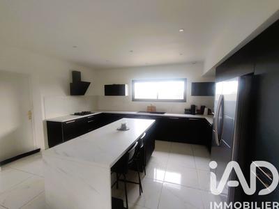 Maison - 145 m² - 5 pièces