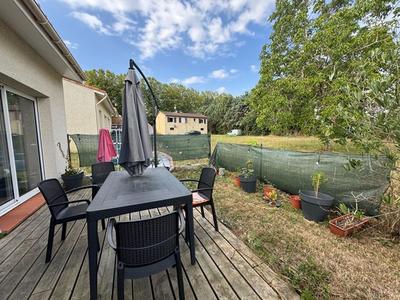 Maison - 120 m² - 4 pièces