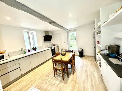 Maison ancienne - 123 m² - 5 pièces