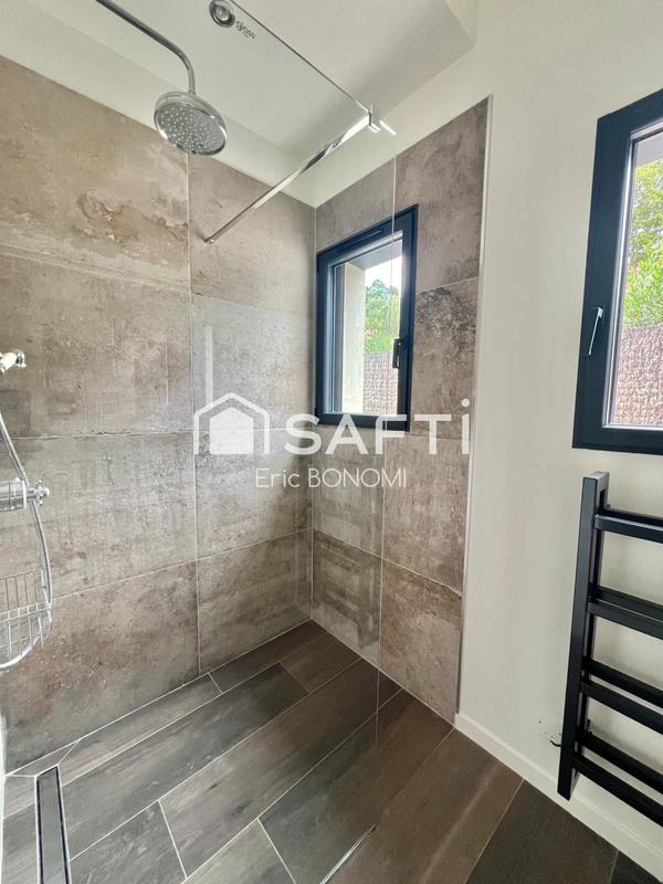 Maison - 135 m² - 5 pièces