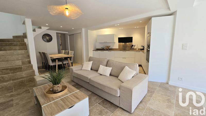 Maison - 104 m² - 5 pièces