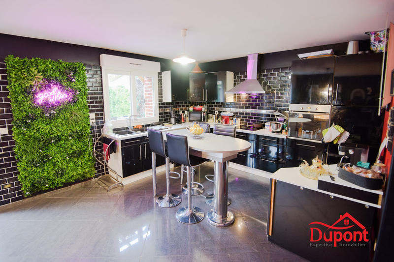 Maison - 120 m² - 5 pièces