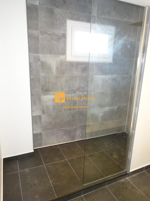 Maison - 27 m² - 1 pièce