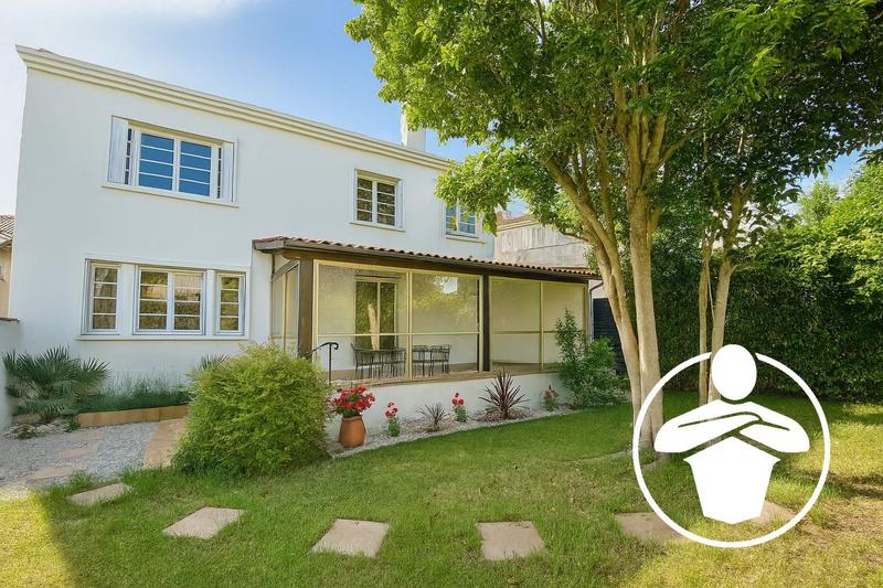 Maison - 136 m² - 6 pièces