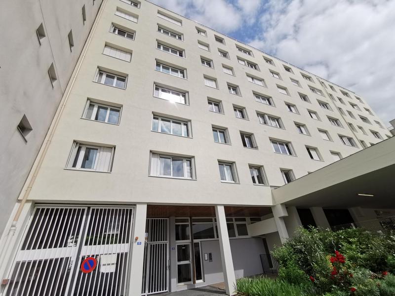 Appartement - 75 m² - 3 pièces