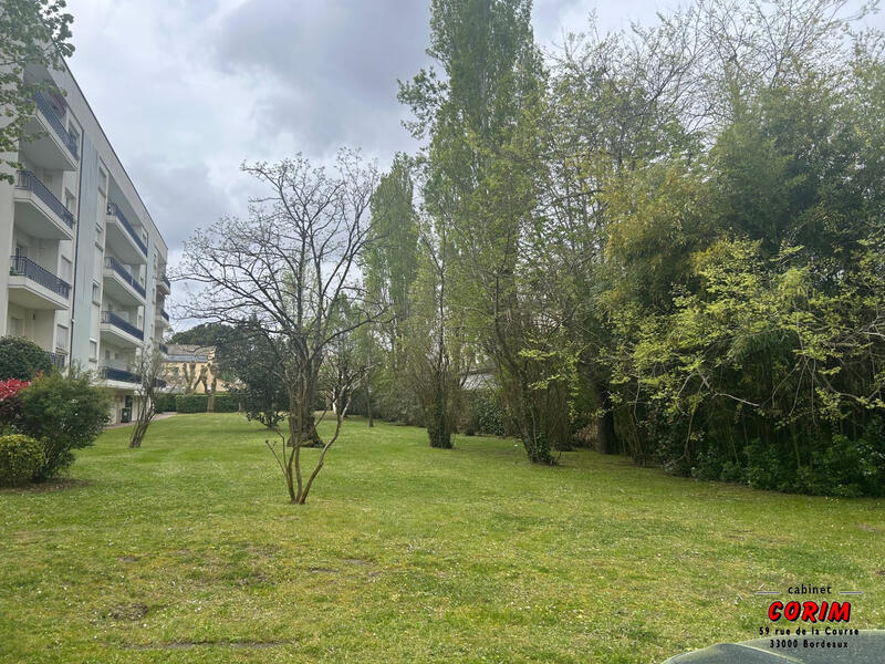 Appartement - 104 m² - 3 pièces