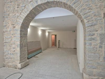 Local d'activité / Entrepôt - 180 m²