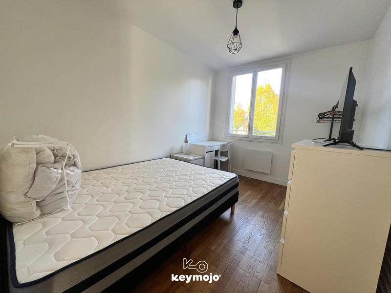 Chambre - 60 m² - 4 pièces
