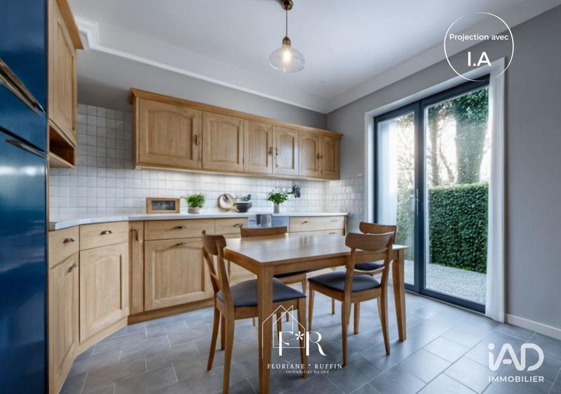 Maison - 144 m² - 6 pièces