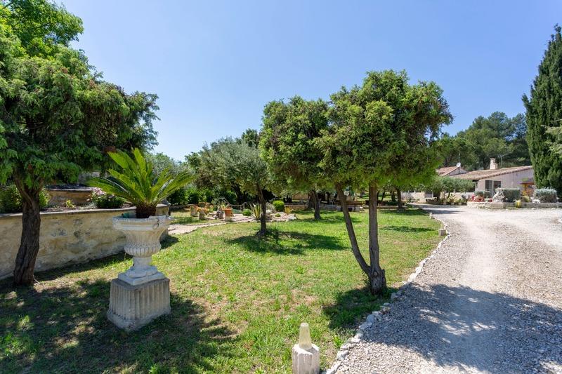 Mas - 130 m² - 5 pièces