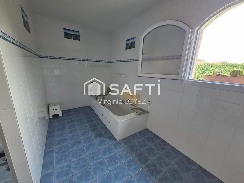 Maison - 270 m² - 11 pièces