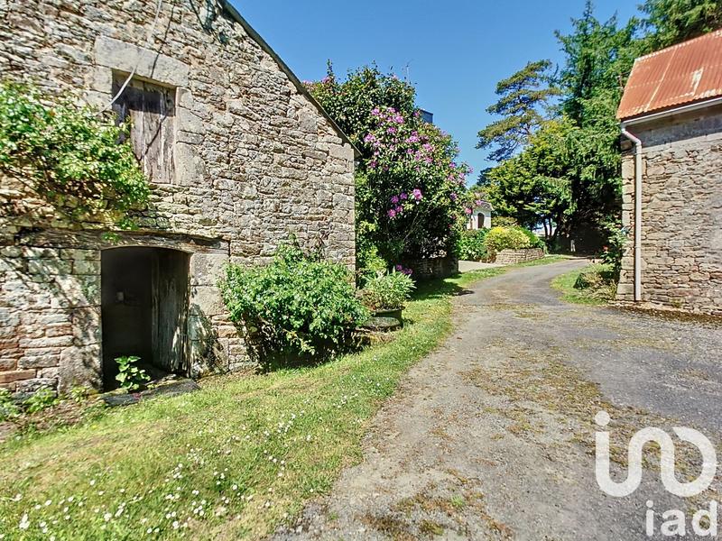 Maison - 390 m² - 4 pièces